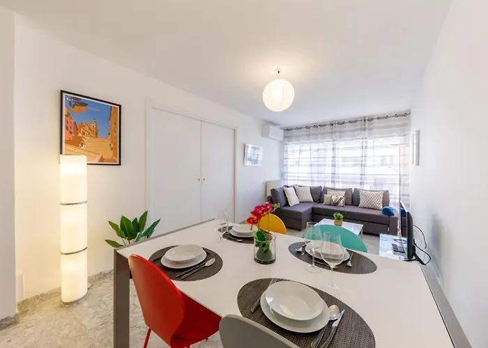 Appartement La Perle Grand 2p Terrasse Centre Proche Plages Clim *