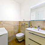 - Proche Et Jardin Bioves - Fv Apartment