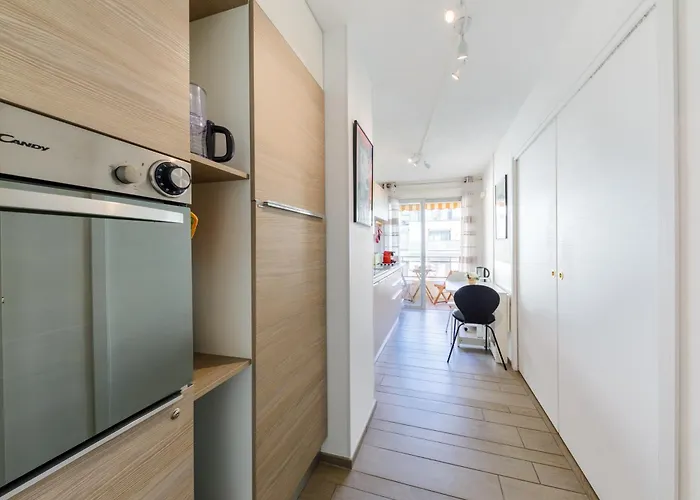 Apartment - Proche Et Jardin Bioves - Fv