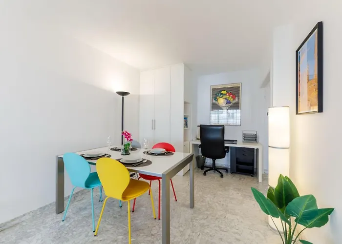 Apartamento - Proche Et Jardin Bioves - Fv *